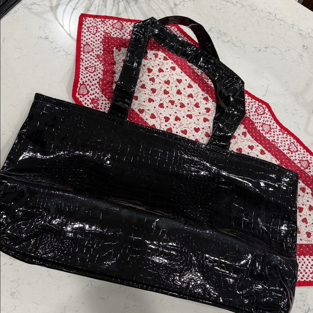 Brand new private quarters alligator bag